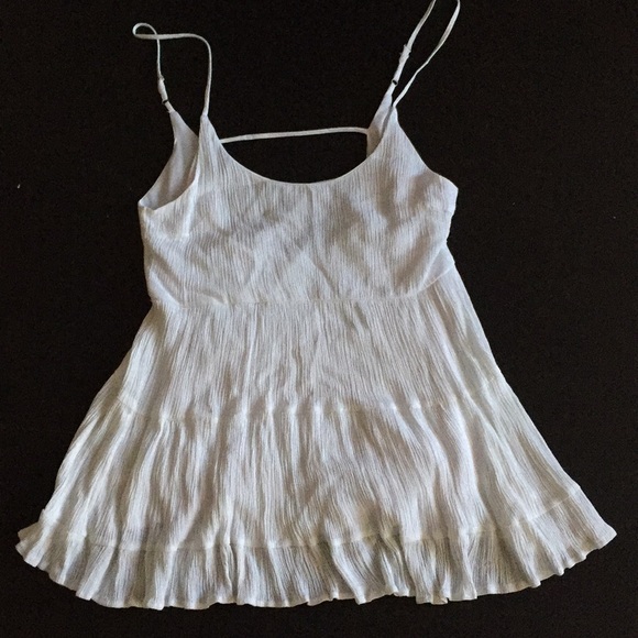 White Tank Sexy scoop neck 💯 cotton square back and lined​ - Picture 3 of 10